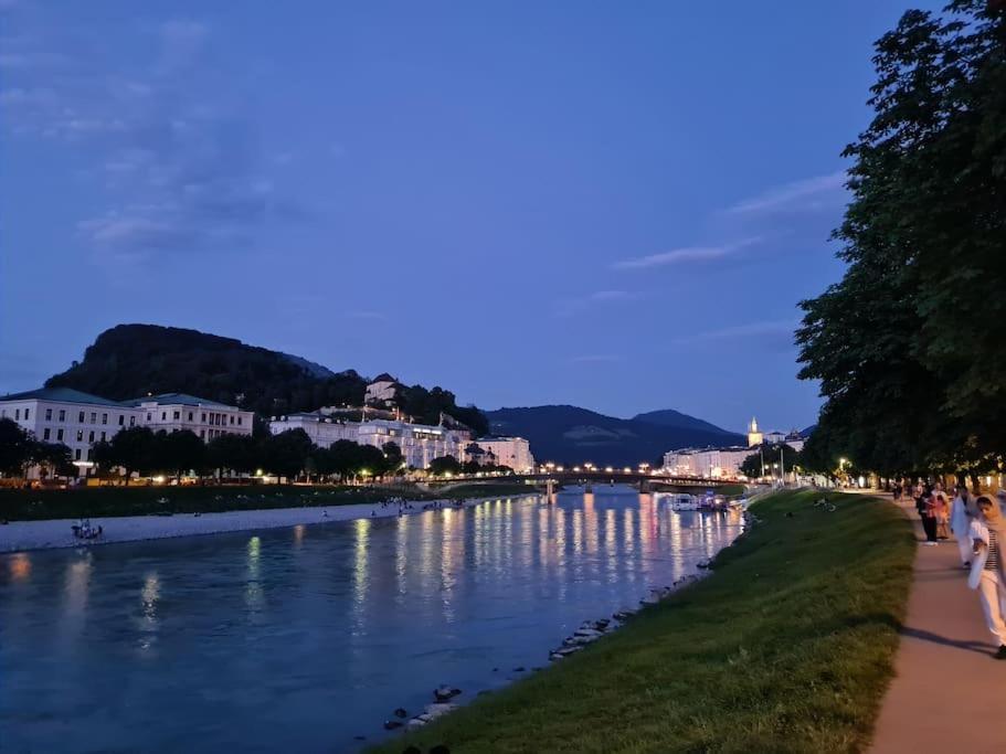 Neu, Zentral, Schoen, Bergblick, Suedterrasse Freilassing Dış mekan fotoğraf